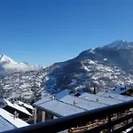 Apartment In Near Gondola Veysonnaz