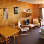 Apartment In Near Gondola *