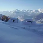In Near Gondola Apartment