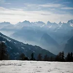 In Near Gondola
