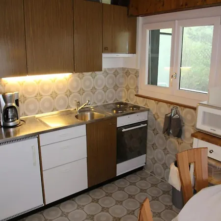 In Near Gondola * Veysonnaz