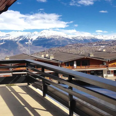Apartment In Near Gondola