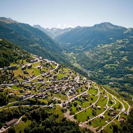 In Near Gondola
