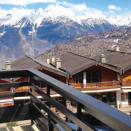 In Near Gondola * Veysonnaz