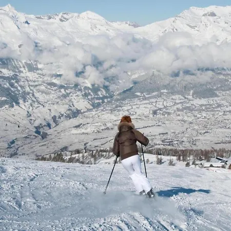 In Near Gondola